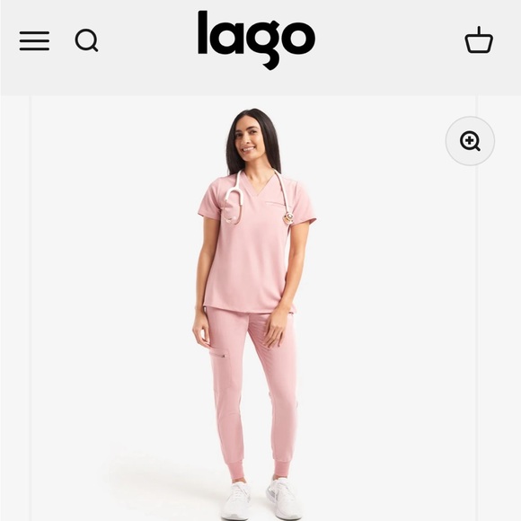 LAGO scrub top size xxs Diamond top color blush - Picture 7 of 10